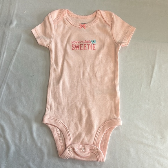 Carter’s - NWOT - Baby One Piece Set - Pink, White, blue - Picture 10 of 11